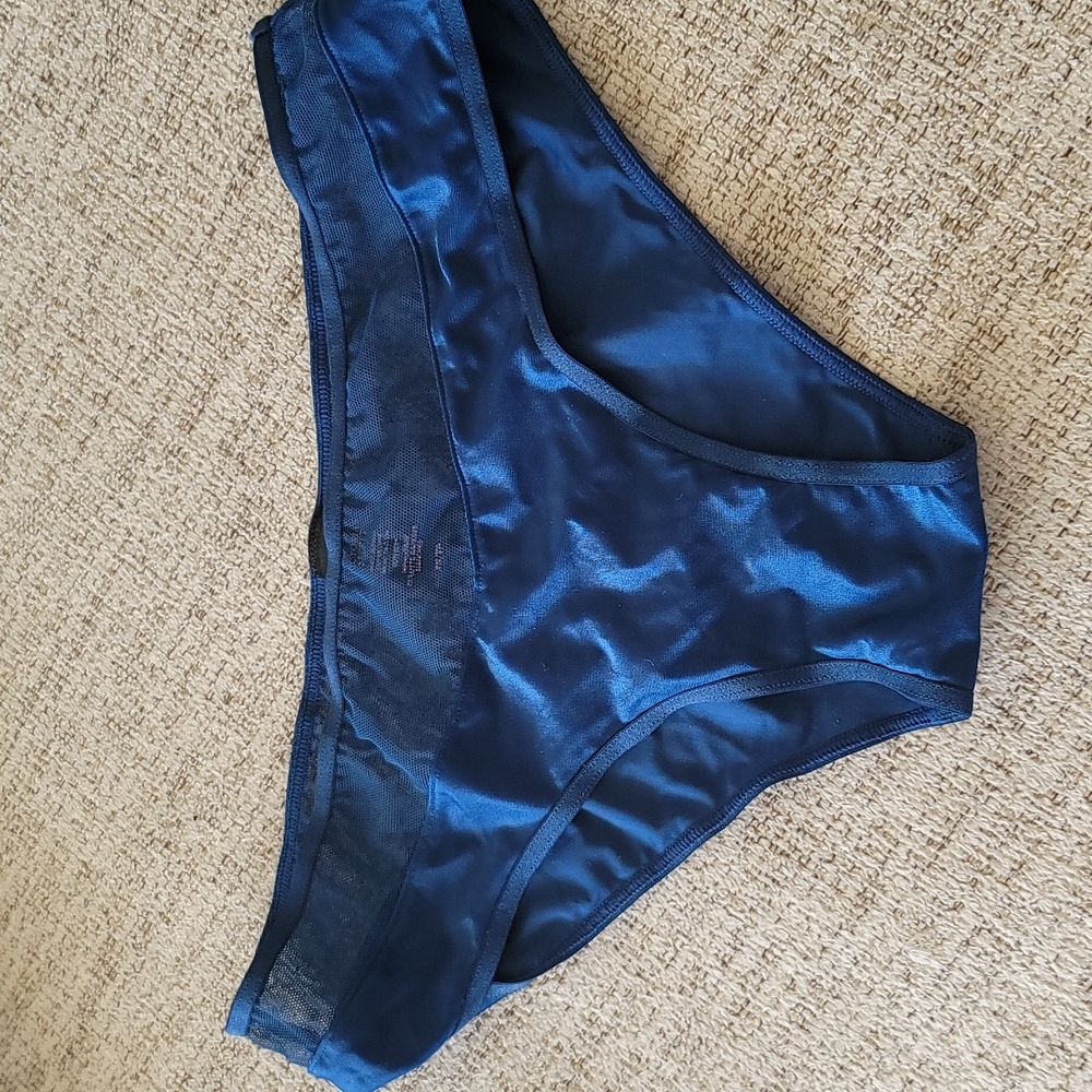 Victoria Secret hiphugger panties